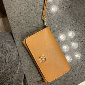 Tory Burch wristlet